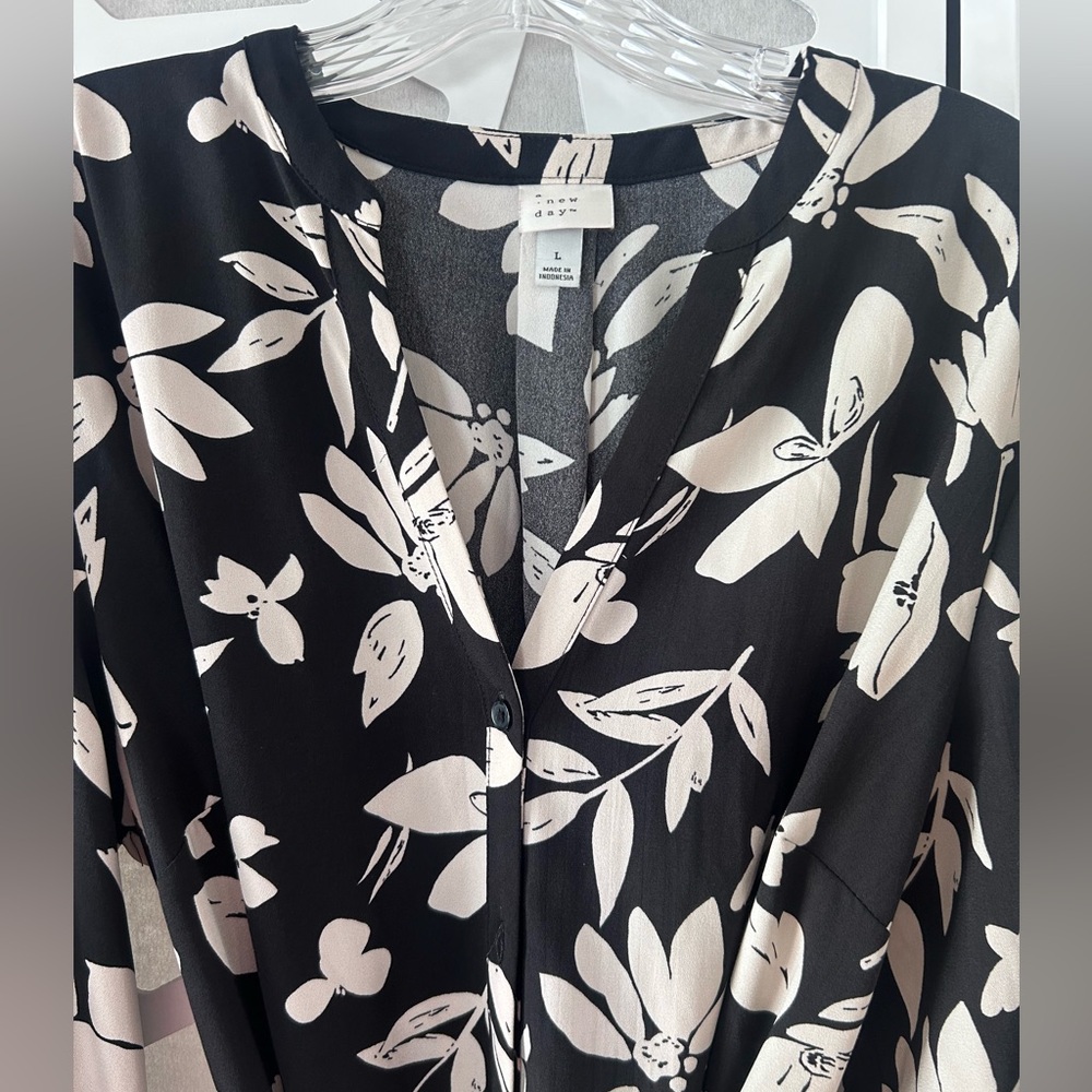 a new day Black and Cream Floral Long Sleeve Dress - Picture 3 of 4